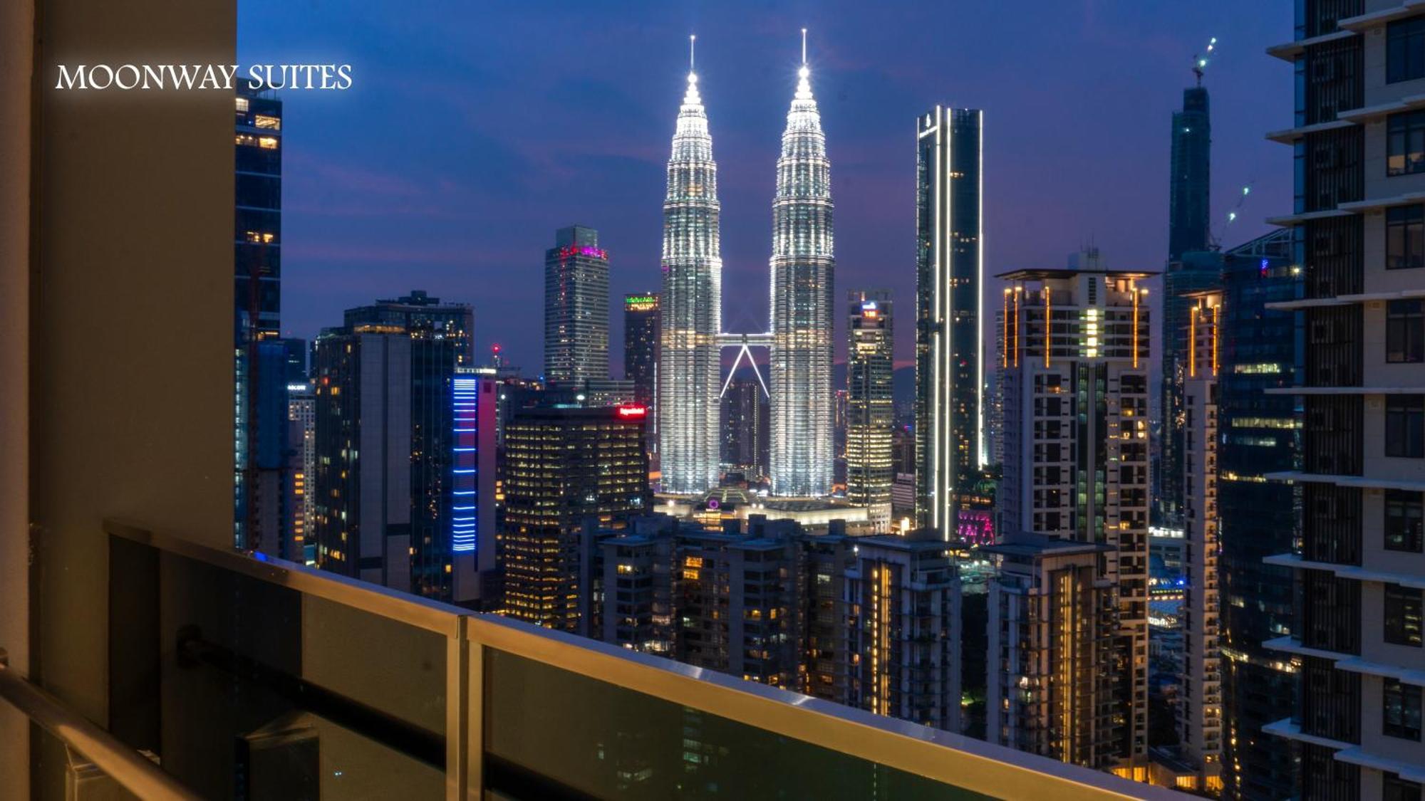 Moonway At Eaton Klcc Kuala Lumpur